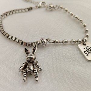 Работа Браслет серебряный с подвесками