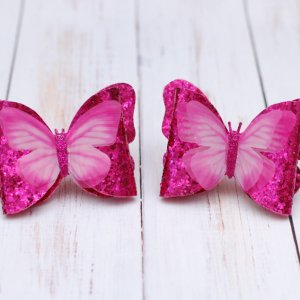 Работа Резинки с бабочками малиновые 