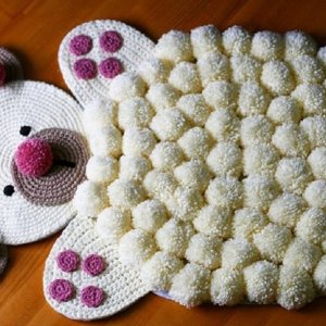 Робота Казкова фантазія в'язаних виробів