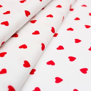 Работа Ткань хлопок для рукоделия красные сердечки на белом