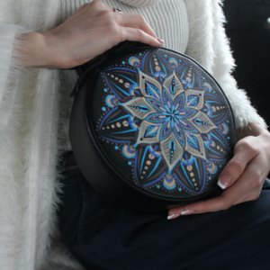 Робота Кругла Сумка Клатч З Ручним Розписом 