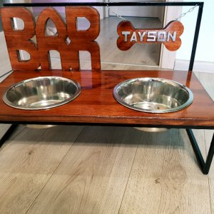 Робота Іменна підставка "Бар" з мисками ручної роботи