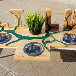 Работа Именная подставка "Оазис" с мисками ручной работы