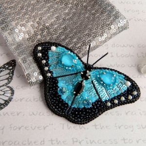 Робота Брошка "Блакитний метелик"