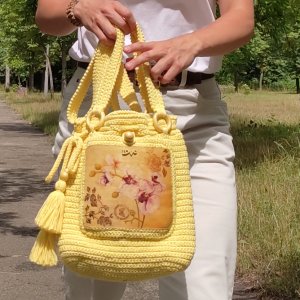 Работа Вязаная сумка "Солнечная орхидея"