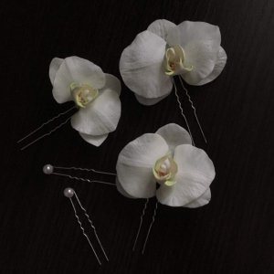 Работа Гренаде с орхидеями