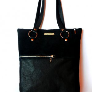 Работа Кожаная сумка «Черная пречерная)))»