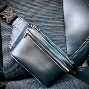 Робота Поясна сумка бананка