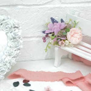 Работа Заколка в волосы розово-сиреневая с пионом