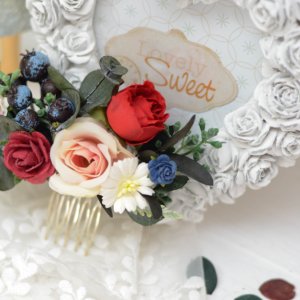 Робота Гребінь червоно-синій з стабілізованою евкаліптом