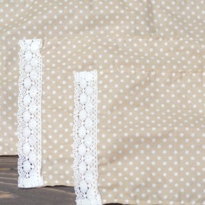 Робота Серветка в горох на кошик з мереживом 48 * 27см. беж