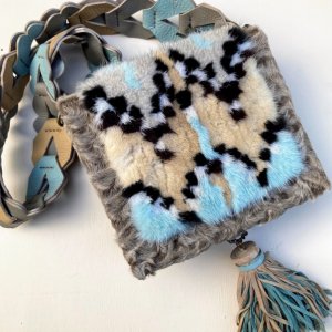 Робота Сумка зі шкіри, каракульчі і норки 