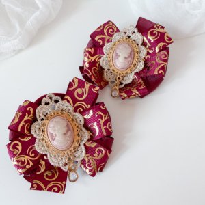 Работа Школьные бантики на резинке бордовые 3