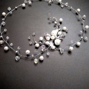 Робота Весільна діадема з хрусталя і перлів