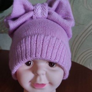 Работа Шапка бант сирень