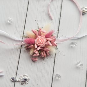 Работа Браслет бутоньерка из сухоцветов арт.1122