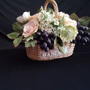 Робота Букет з виноградом