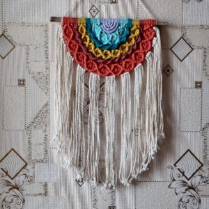 Работа Макраме радужное панно