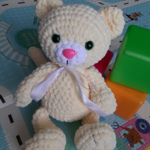 Работа Игрушка Киса вязаная