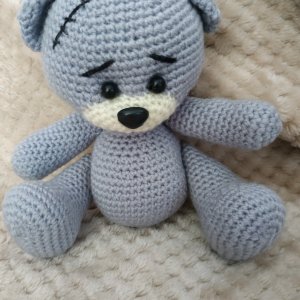 Работа Вязаный мишка