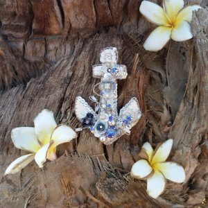 Работа брошь Якорь