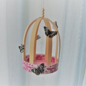 Робота Декор "Клітка і метелики"