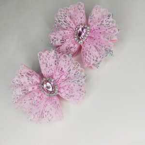 Работа Розовые бантики на резинках