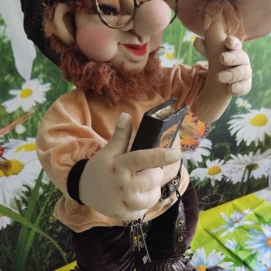 Работа Авторская интерьерная кукла Гном-знаток грибов