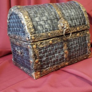 Робота Скринька з картону "Скарби Агри"