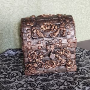 Робота Скринька з картону 'Бронзовий вік'