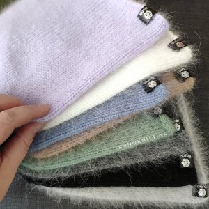 Работа Шапка бине из пуха кролика