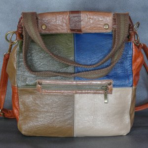 Робота Жіноча шкіряна сумка ручної роботи з шматочків