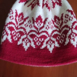 Робота Шапка двостороння, біла з вишневим