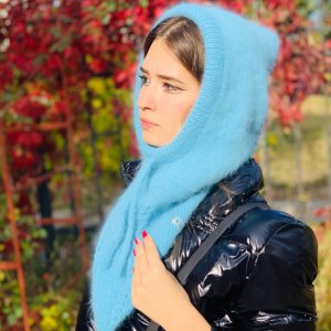 Робота Капори з ангори, В'язаний капюшон. Манишка. В'язана балаклава