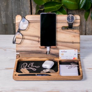 Робота Дерев'яний органайзер з іменним гравіюванням "iBook"