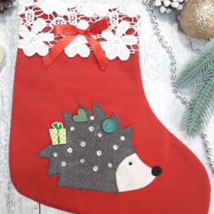 Работа Праздничная носок с ежом