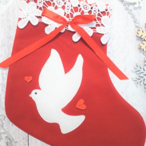 Работа Подарочная носок с голубем