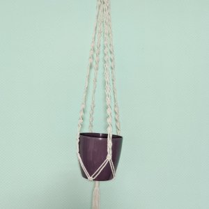 Робота Підвісні кашпо в стилі макраме