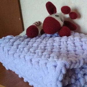 Работа Плед из плюшевой пряжи