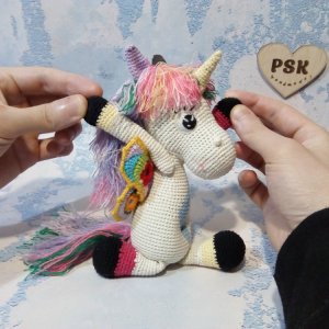 Работа Единорог вязаная крючком мягкая игрушка с крыльями бабочки 5
