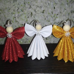 Робота Ангельський