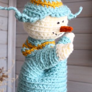 Работа Игрушка на руку снеговик