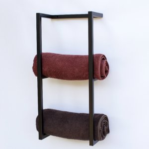 Работа Настенная металлическая полка полотенцесушитель