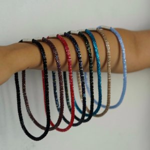 Работа Красный жгут на шею из бисера