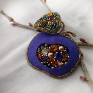 Работа Брошь Сливы Яблоко