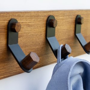 Работа Настенная компактная деревянная вешалка + 5 металлических крючков