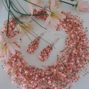 Робота Кольє Жемчужний персик