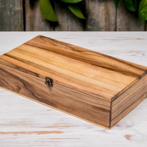 Робота Подарункова коробочка з дерева з персональним гравіюванням XL