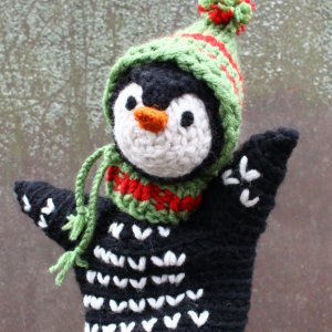 Работа Игрушка на руку пингвин