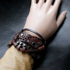 Работа кожаный браслет 74